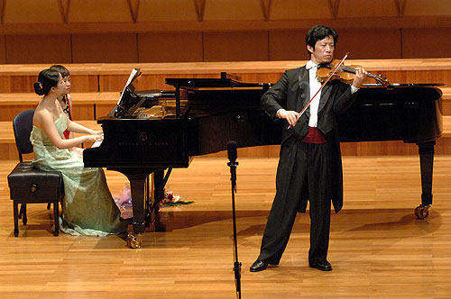 宁波音乐厅——胡晓光小提琴独奏音乐会 宁波音乐厅——胡晓光小提琴独奏音乐会